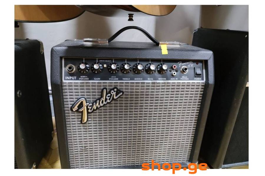 გიტარის დინამიკი fender frontman 15R comb