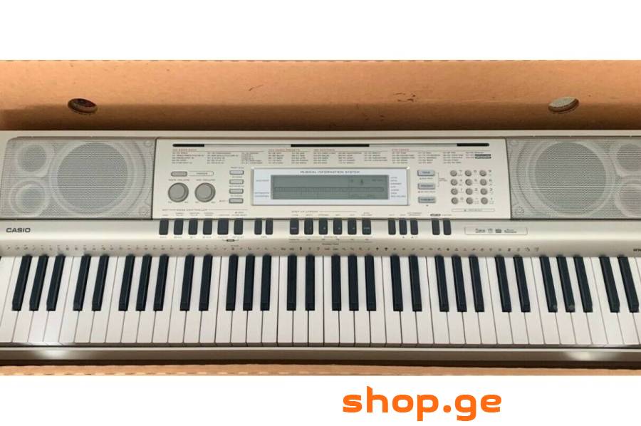 Casio WK200 76 Key Keyboard Workstation