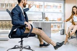 სკამი გორგოლაჭებიით