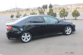 Toyota Camry 2014