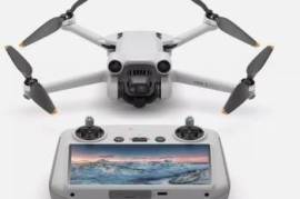DJI Mini 3 Pro (DJI RC) and Fly More Kit Plus