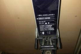 იყიდება თხილამურები  (ATOMIC  F-6 PROFESSIONAL)