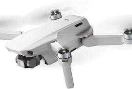 DJI Mini 2 – Ultralight and Foldable Drone 