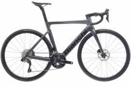 2025 Bianchi Oltre Race 105 Di2 Carbon Road Bike