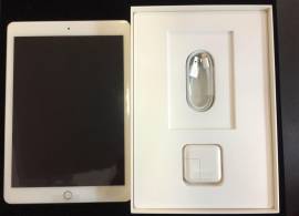 Apple 12W USB Power Adapter
