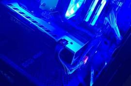 კომპიუტერი,ქეისი.Ryzen 5 3600.rx 580 8gb.16gb ram.