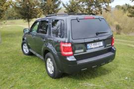  ქირავდება Ford Escape 2009