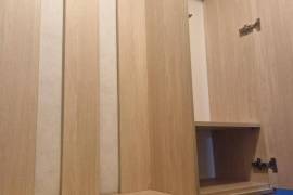 იყიდება კარადა