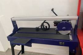 ელექტრო ფილების საჭრელი წყალზე