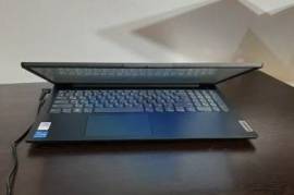 იყიდება Lenovo i3 ის 11 თაობა 8 ram და 238 ssd 