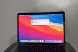 იყიდება MACBOOK PRO 13-INCH 2017