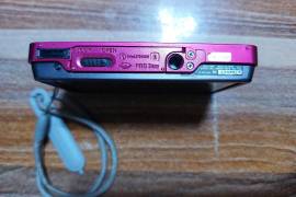 SONY CyberShot DSC-T700 Digital Camera