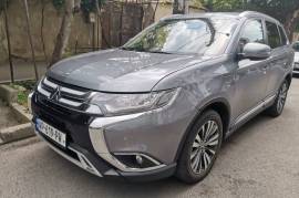 MITSUBISHI OUTLANDER 2020