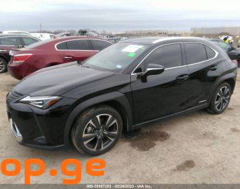LEXUS UX 200 2018 2.0