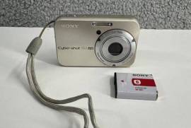 Sony Cyber-shot DSC-N2 10.1MP Digital Camera