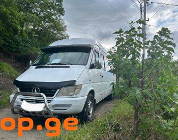 2002 Mercedes-Benz Sprinter