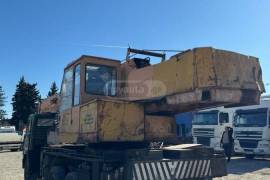 ქირავდება ამწე კრანი 1996 Kamaz 53213