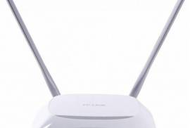 ორანტენიანი 300 Mbps Wi-Fi როუტერი