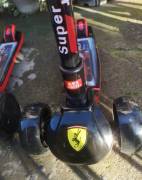 ხარიხსიანი სკუტერი Ferrari (სამაკატი) თვითგორიალა