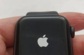 სმარტ საათი APPLE WATCH SE 40 MM ID: 252025-II