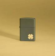 Zippo, 49796 - Four Leaf Clover Design