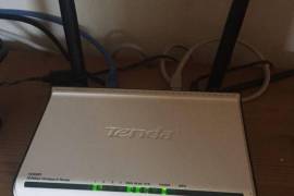 ორანტენიანი 300 Mbps Wi-Fi როუტერი