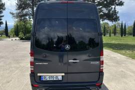 მიკროავტობუსი დაკვეთით
