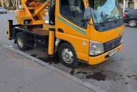 გთავაზობთ  ამწე კალათით მომსახურებას 