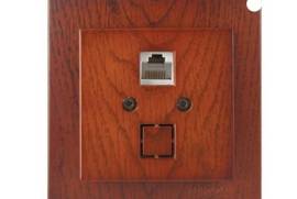 კომპიუტერის ალუბლისფერი როზეტი