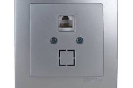 კომპიუტერის ვერცხლისფერი როზეტი