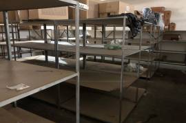 სასაწყობე თაროები და სტელაჟები