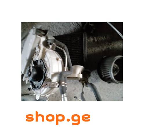 TOYOTA Noah 2001-2007
