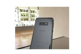 Samsung Galaxy S10e 6/128 გარანტია 1წელი!