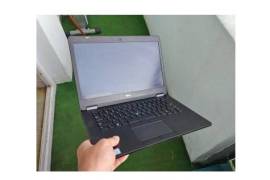 იყიდება FHD ეკრანით ლეპტოპი