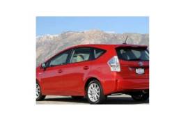 TOYOTA Prius V 2012 1.8
