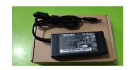 TOSHIBA charger for laptop