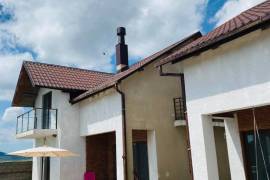 For Rent, Real Estate, Houses / Cottages, Mtatsminda