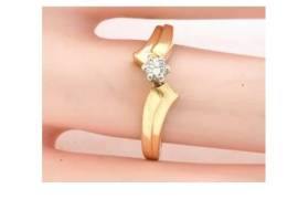 1645 ოქროს ბეჭედი 0,15 ct ბრილიანტით
