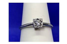 1643 ანტიკვარი ოქროს 0,22 ct ბრილიანტის ბეჭედი