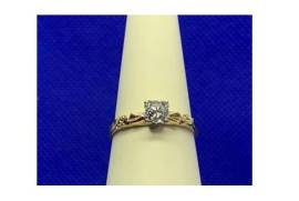 1405 ოქროს ბეჭედი 0,45 ct ბრილიანტით