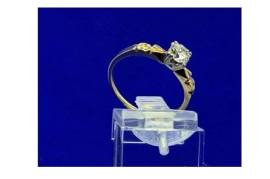 585 ოქროს ბეჭედი საფირონით და ბრილიანტით
