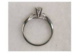 387 თეთრი ოქროს 0,15 ct ბრილიანტის ბეჭედი