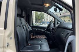 მინივენით მომსახურება მძღოლით Mercedes Vito 2014