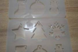 სილიკონის ყალიბები და ეპოქსიდის პიგმენტები