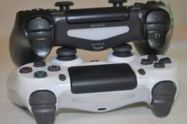 SONY® PS4™ Dualshok 4 Controllers