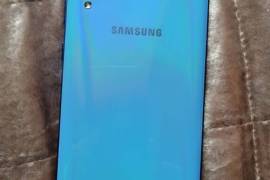 Samsung Galaxy A70 - იშლება ნაწილებად