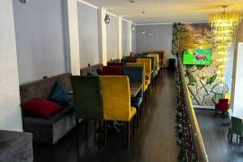 Selling a modern, cozy, ready-to-go restaurant in 